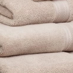 B&M Signature Zero Twist Face Cloth 3pk - Biscuit -B&M 317226 317228 317231 317233 Signature Zero Twist biscuit towels 2 1