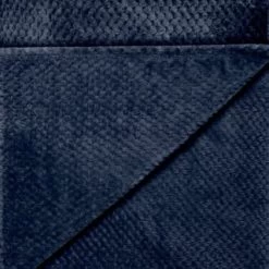 B&M Waffle Faux Fur Throw - Navy -B&M 372950 waffle faux fur throw navy 2